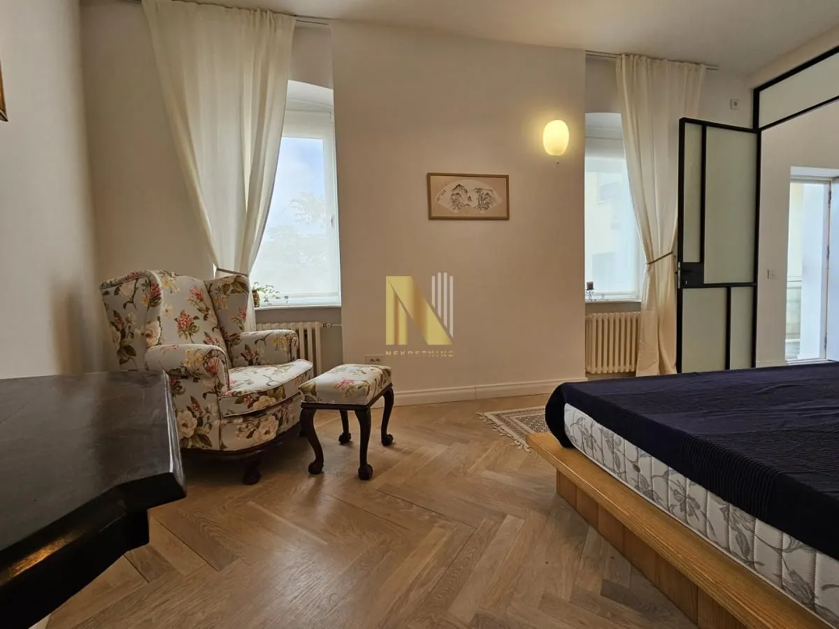 Izdavanje, trosoban stan, 110m², Centar, Novi Sad