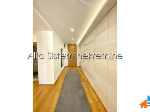 Rent, four bedroom apartment, 194m², Tašmajdan, Palilula Sve Podlokacije - image 4