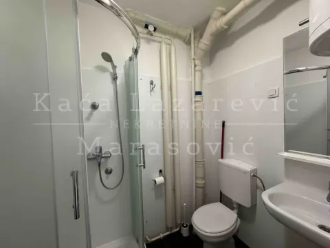 Izdavanje, jednosoban stan, 33m², Novi Beograd Blok 1 Fontana, Novi Beograd Sve Podlokacije - image 8