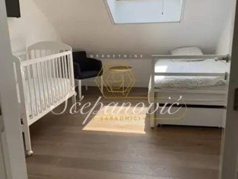 Prodaja, četvorosoban stan, 78m², Centar, Novi Sad - image 11