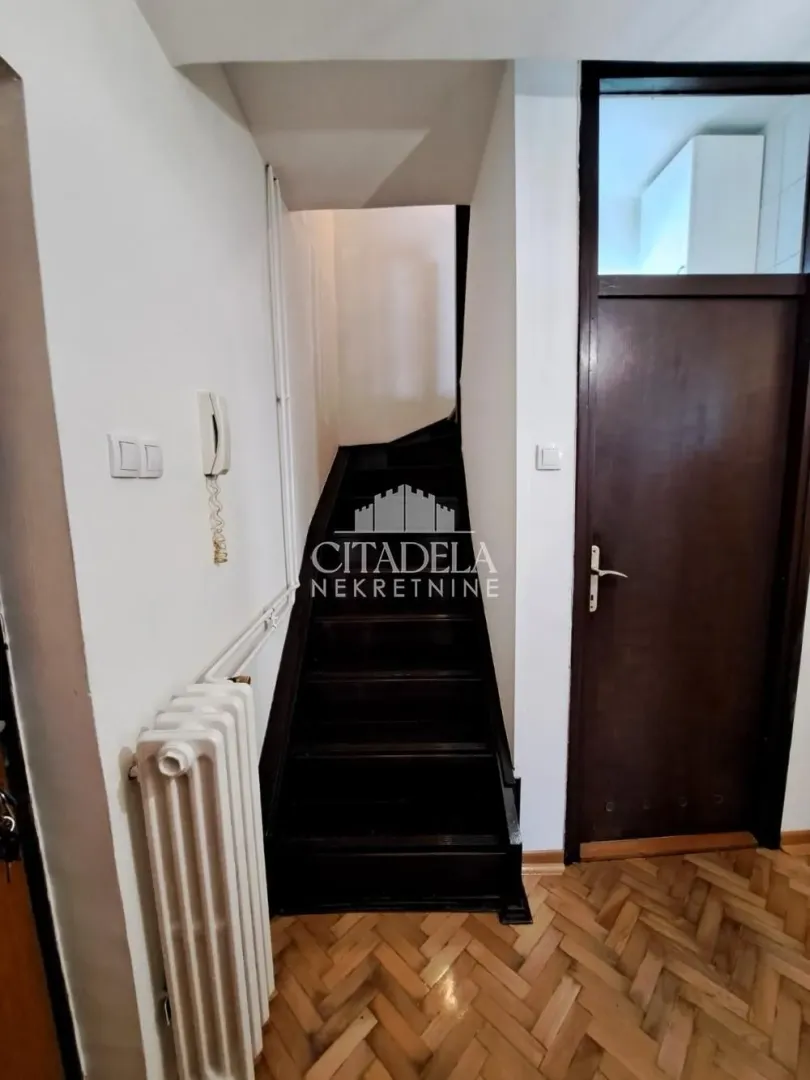 Rent, two bedroom apartment, 65m², Miljakovac, Rakovica