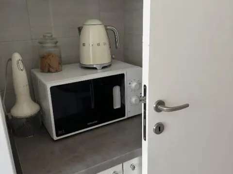 Prodaja, dvosoban stan, 68m², Novi Beograd Blok 37, Novi Beograd Sve Podlokacije - image 9