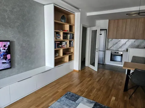 Izdavanje, dvosoban stan, 70m², Ljubović, Podgorica - image 2