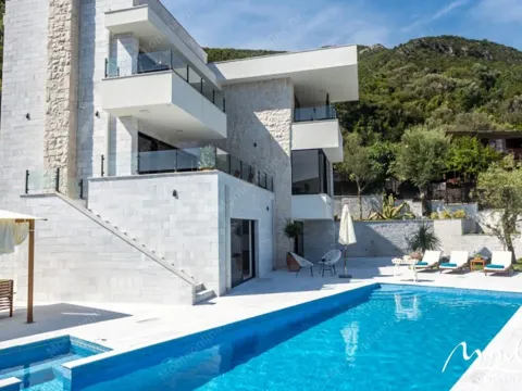 Prodaja, kuća, 350m², Herceg Novi, Crna Gora - image 23