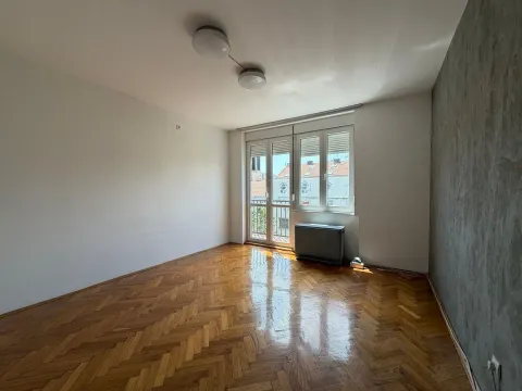 Sale, two bedroom apartment, 68m², Dorćol Sve Podlokacije, Beograd - image 8