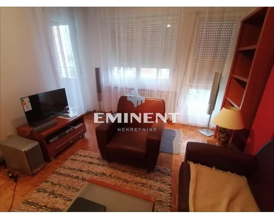 Izdavanje, dvosoban stan, 55m², Novi Beograd Blok 70, Novi Beograd Sve Podlokacije