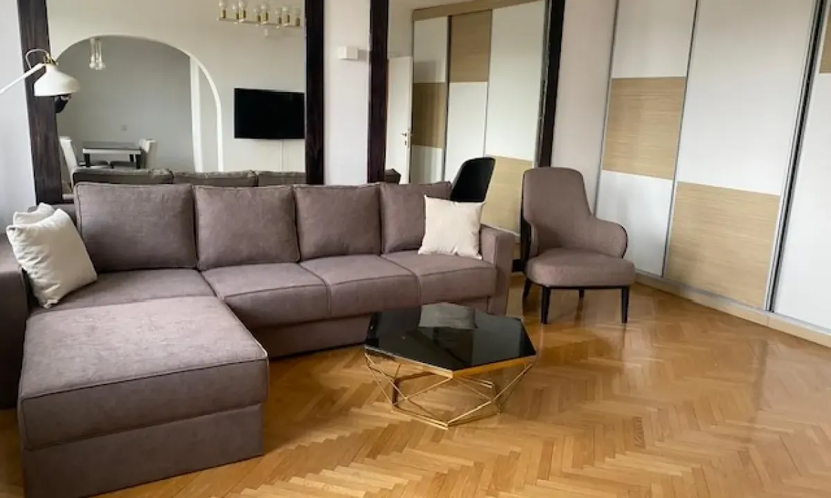 Izdavanje, jednosoban stan, 40m², Novi Beograd Blok 10, Novi Beograd Sve Podlokacije