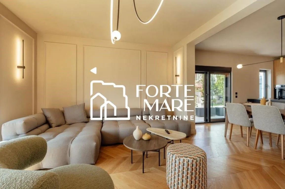 Prodaja, trosoban stan, 152m², Savina, Herceg Novi