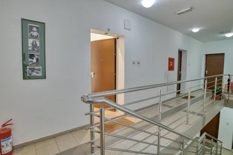 Rent, two bedroom apartment, 75m², Preko Morače, Podgorica - image 4
