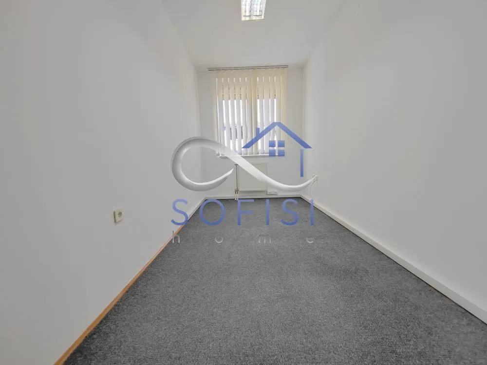 Rent, office space, 61m², Grbavica, Novi Sad Sve Podlokacije