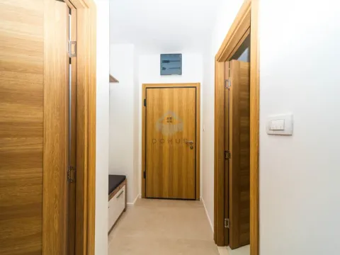 Izdavanje, jednosoban stan, 40m², Tološi, Podgorica - image 9