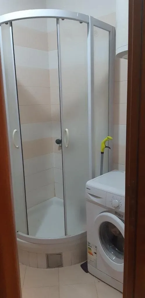 Izdavanje, jednosoban stan, 45m², Stari Aerodrom, Podgorica
