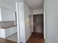 Izdavanje, jednosoban stan, 46m², Stari Aerodrom, Podgorica - image 3