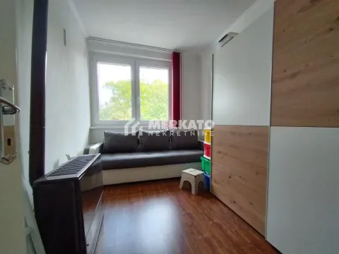 Prodaja, trosoban stan, 72m², Lazarevo, Zrenjanin - image 12