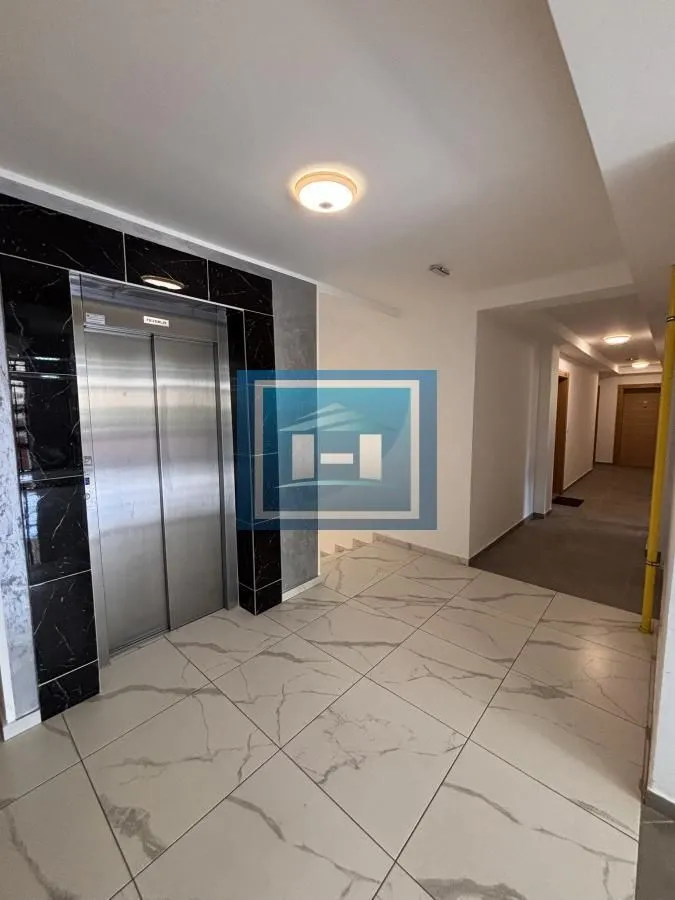 Prodaja, dvosoban stan, 56m², Centar, Jagodina