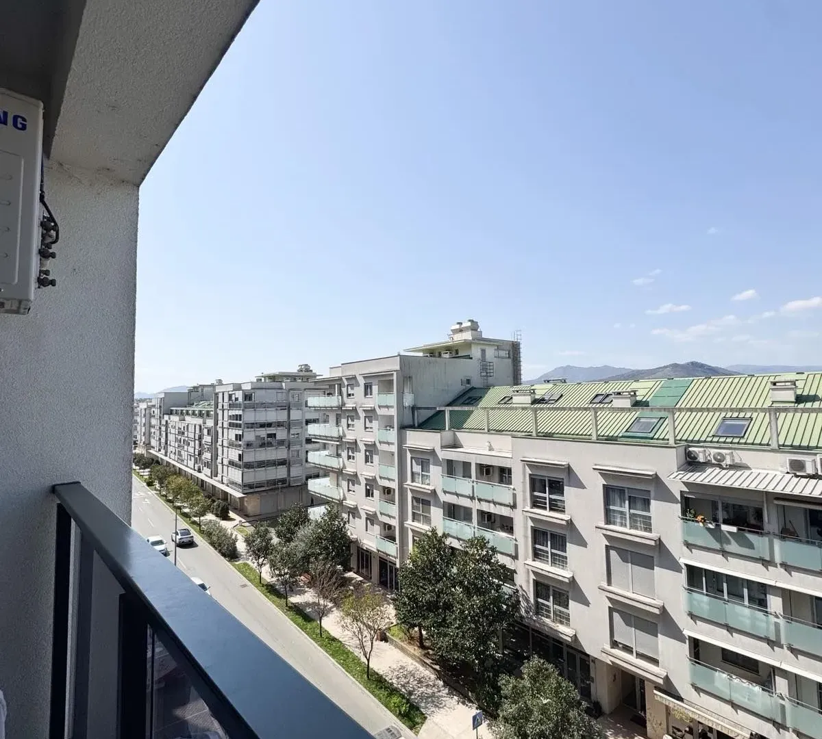 Prodaja, jednosoban stan, 45m², Tološka šuma, Podgorica