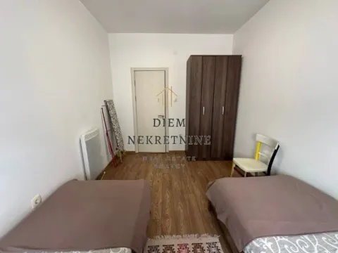 Izdavanje, dvosoban stan, 64m², City Kvart, Podgorica - image 10