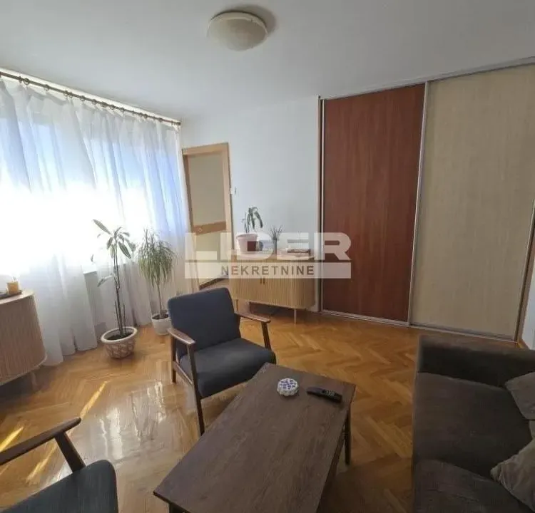 Prodaja, dvosoban stan, 43m², Gradska Bolnica, Zvezdara Sve Podlokacije