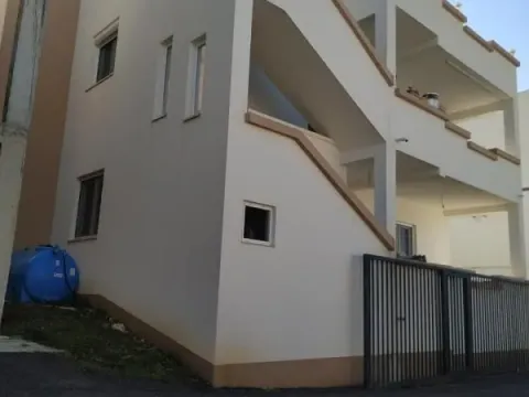 Sale, house, 180m², Bar, Crna Gora - image 1