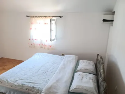 Rent, two bedroom apartment, 80m², Masline, Podgorica - image 14