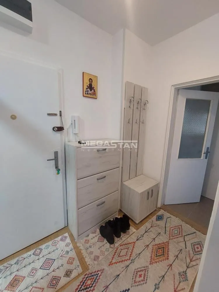 Rent, one bedroom apartment, 35m², Slavujev Venac, Zvezdara Sve Podlokacije