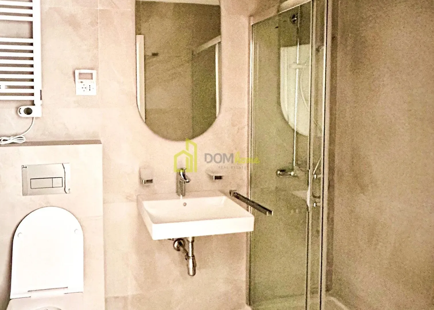 Rent, office space, 43m², Central Point, Podgorica