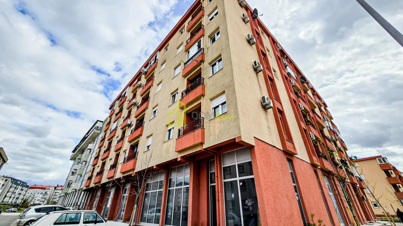 Prodaja, poslovni prostor, 258m², Zabjelo, Podgorica