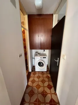 Izdavanje, jednosoban stan, 57m², Centar, Bar - image 8