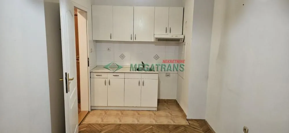 Izdavanje, jednosoban stan, 47m², Novi Sad Sve Podlokacije, Novi Sad