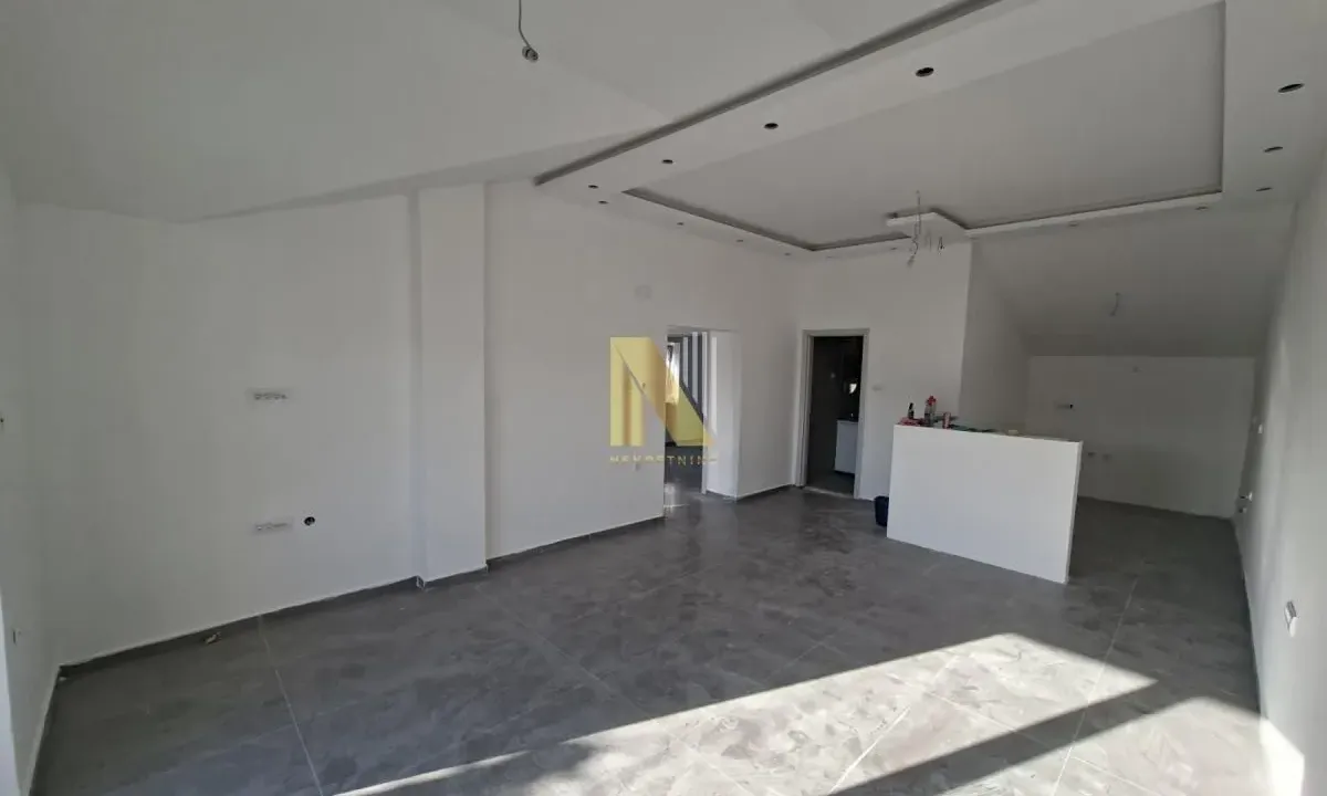 Prodaja, trosoban stan, 80m², Klisa, Novi Sad Sve Podlokacije