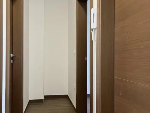 Sale, four bedroom apartment, 73m², Mišeluk, Petrovaradin - image 9