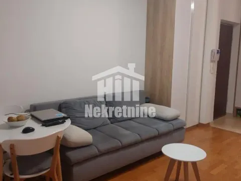 Izdavanje, jednosoban stan, 35m², Čukarica, Beograd - image 1