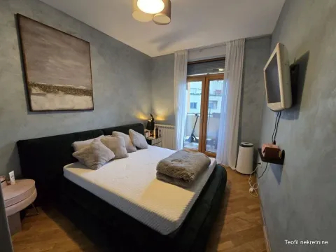 Prodaja, trosoban stan, 78m², Tašmajdan, Palilula Sve Podlokacije - image 9