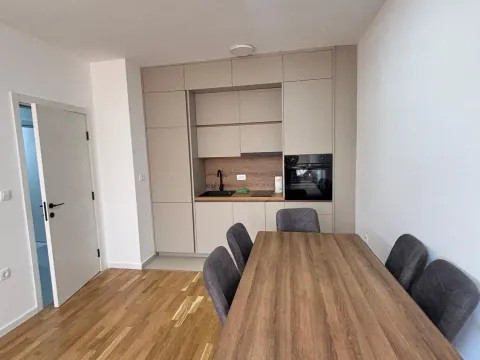 Rent, one bedroom apartment, 68m², Stari Aerodrom, Podgorica - image 3
