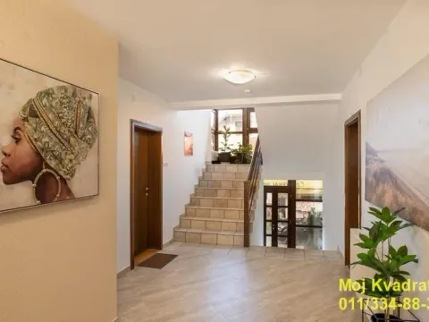 Prodaja, poslovni prostor, 900m², Zlatibor, Srbija - image 3