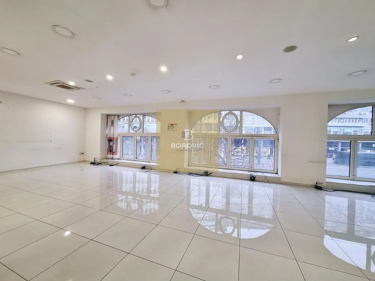 Rent, office space, 179m², Stari Grad, Beograd