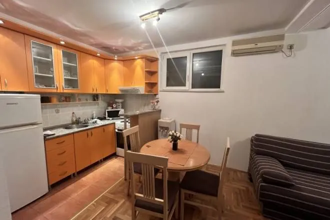 Rent, three bedroom apartment, 55m², Bulbulder, Zvezdara Sve Podlokacije