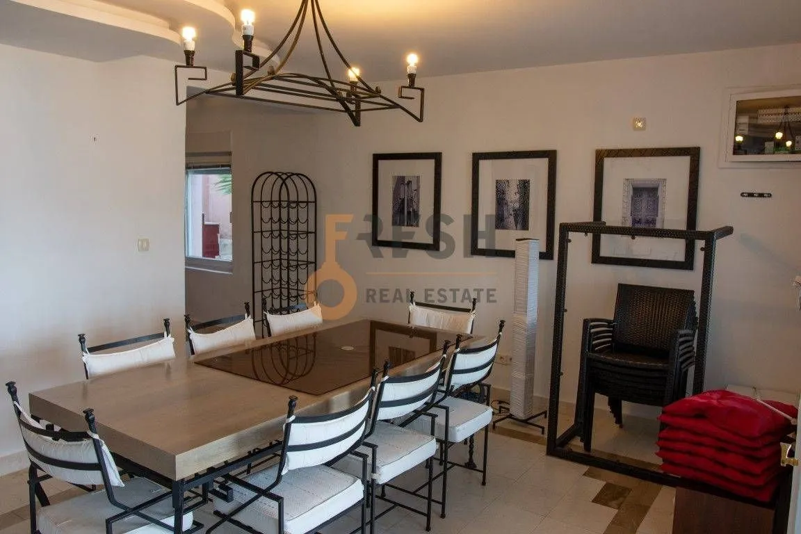 Prodaja, kuća, 239m², Krašići, Tivat