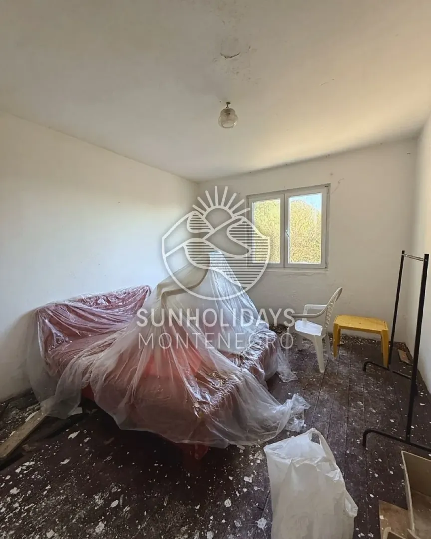Prodaja, kuća, 320m², Dobra Voda, Bar