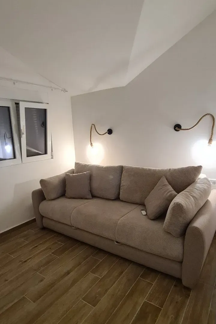 Sale, house, 480m², Tivat, Crna Gora