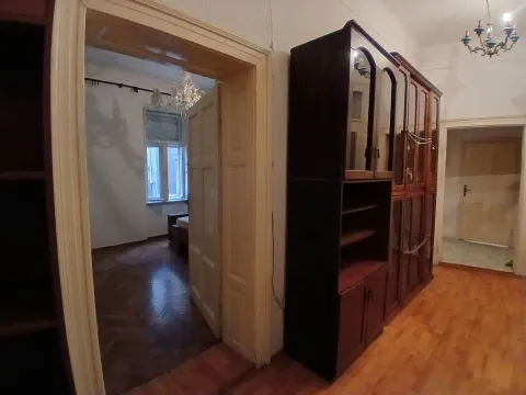 Izdavanje, trosoban stan, 80m², Cvetni Trg, Vračar Sve Podlokacije - image 13