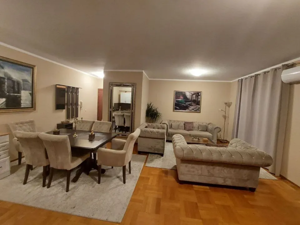 Rent, two bedroom apartment, 86m², Bečići, Budva