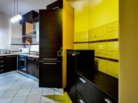 Izdavanje, dvosoban stan, 100m², Centar, Podgorica - image 8