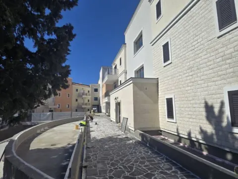 Sale, apartment, 37m², Luštica, Tivat - image 9