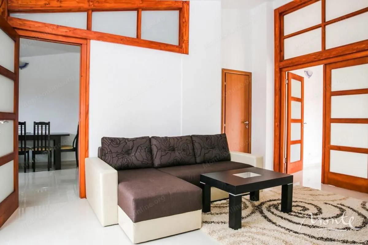Prodaja, dvosoban stan, 83m², Igalo, Herceg Novi