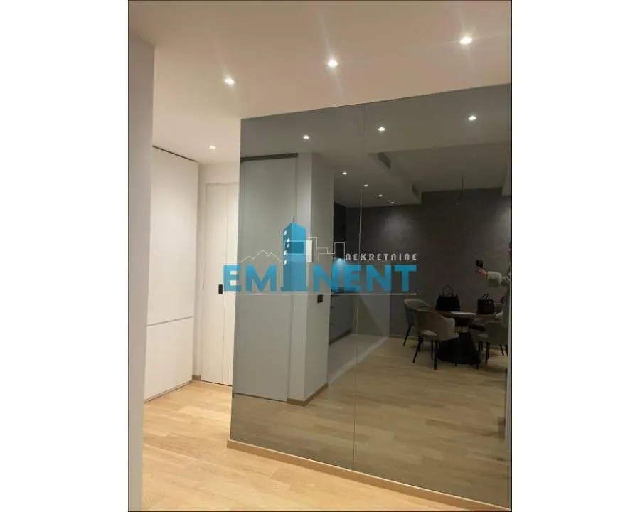 Izdavanje, dvosoban stan, 55m², Stari Grad, Beograd