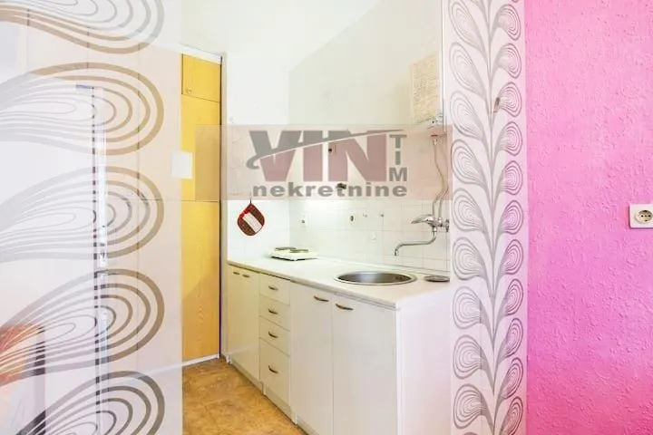 Izdavanje, dvosoban stan, 48m², Altina, Beograd