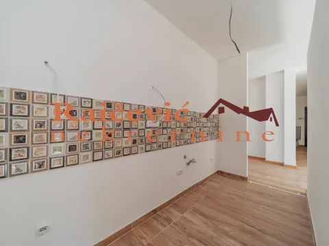 Prodaja, četvorosoban stan, 82m², Trošarina, Voždovac Sve Podlokacije - image 6