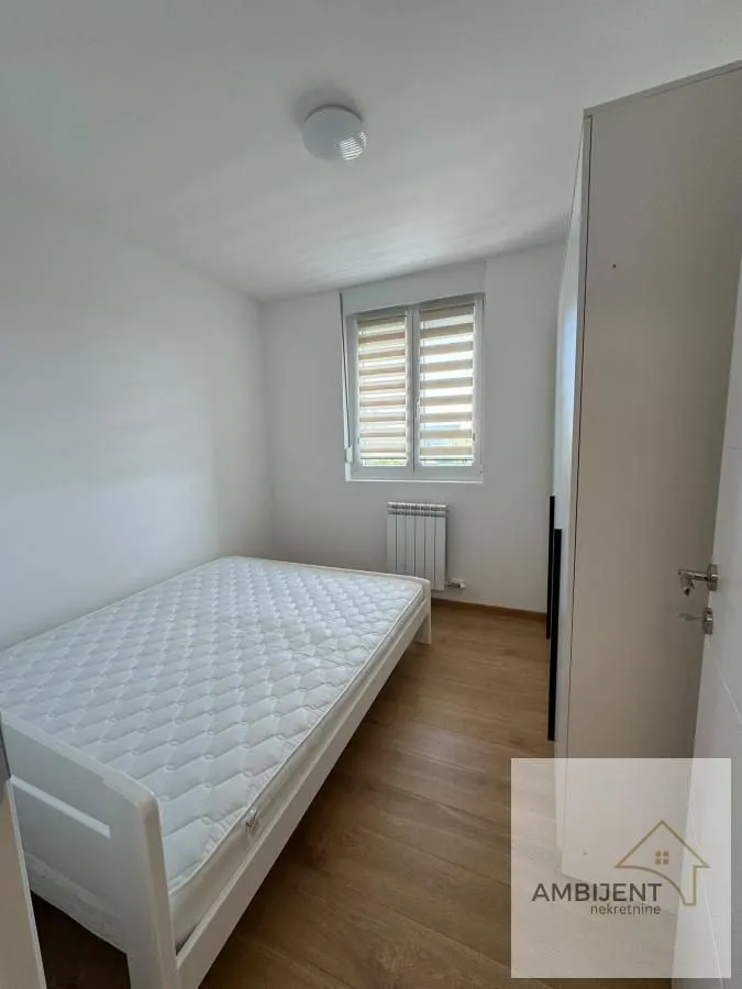 Izdavanje, dvosoban stan, 44m², Centar, Stara Pazova