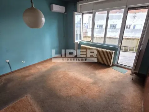 Sale, three bedroom apartment, 98m², Topličin venac, Beograd - image 12